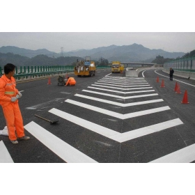 昆明市道路标线厂家_公路划线施工_厂家_价格