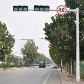 昆明市交通信号灯厂家_道路信号灯施工_红绿灯厂家_价格