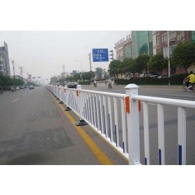 昆明市市政道路护栏工程